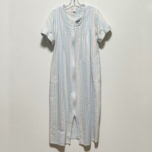 Miss Elaine Vintage pastel seersucker cotton, short sleeve zipper front robe